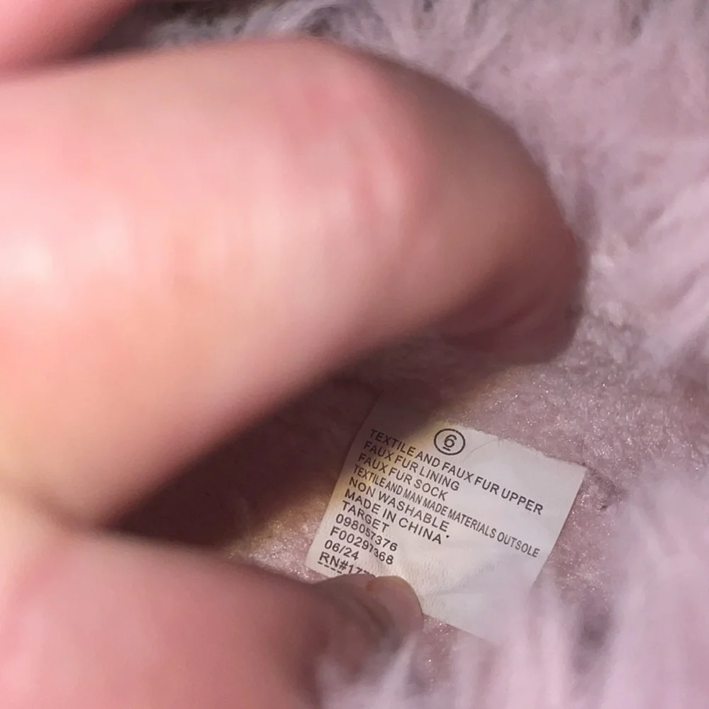 Cozy Pink Kids Shoes with Faux Fur Trim size 6